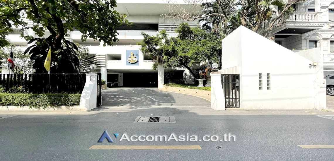  3 br Condominium for rent and sale in Sukhumvit ,Bangkok BTS Ekkamai at La Cascade AA45544