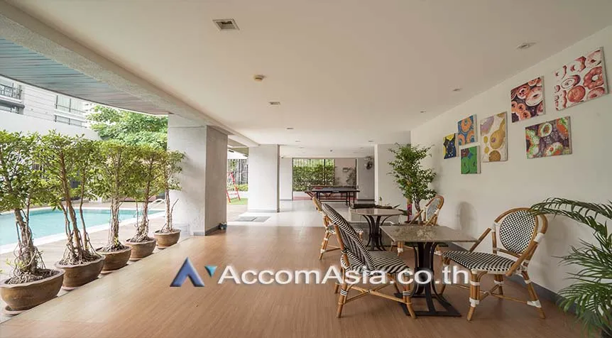  2 br Apartment For Rent in Sukhumvit ,Bangkok BTS Phrom Phong at Suite For Family AA17967