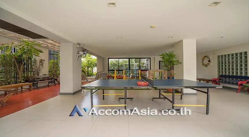  3 br Apartment For Rent in Sukhumvit ,Bangkok BTS Phrom Phong at Suite For Family 14727