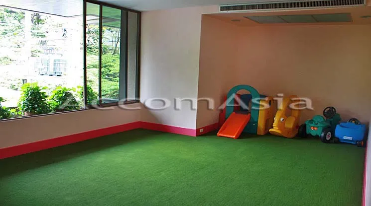  3 br Apartment For Rent in Sukhumvit ,Bangkok BTS Phrom Phong at Greenery Space In Bangkok 10113