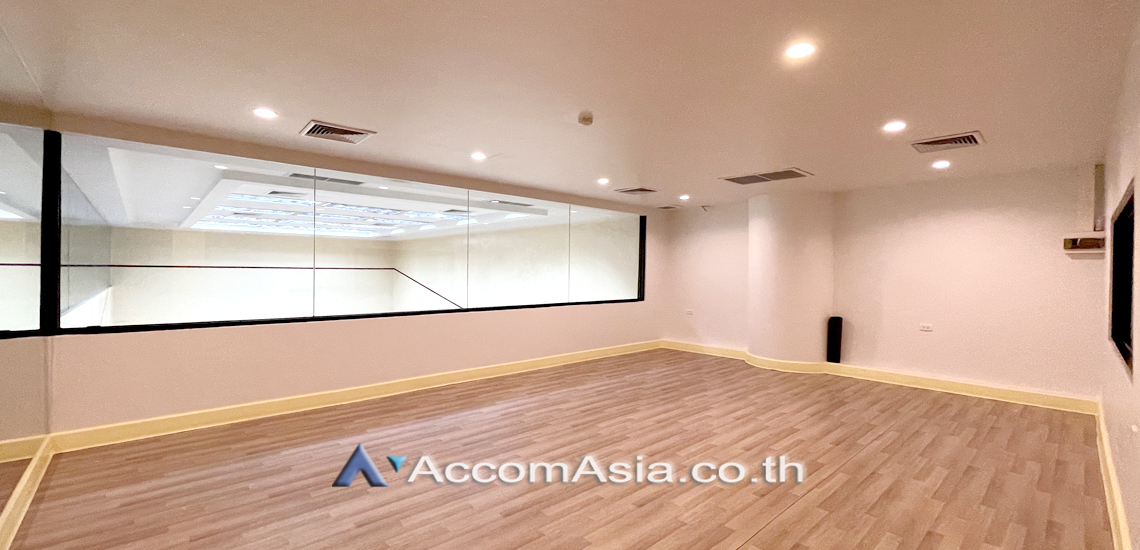  3 br Condominium for rent and sale in Sukhumvit ,Bangkok BTS Phrom Phong at Le Raffine Sukhumvit 24 AA10510