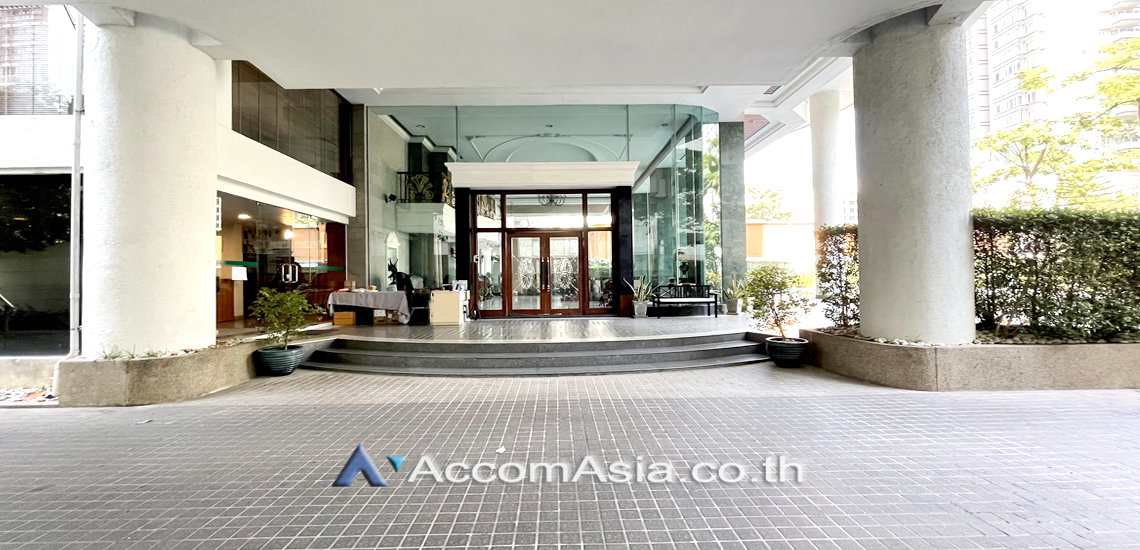  3 br Condominium For Rent in Sukhumvit ,Bangkok BTS Phrom Phong at Le Raffine Sukhumvit 24 AA44940