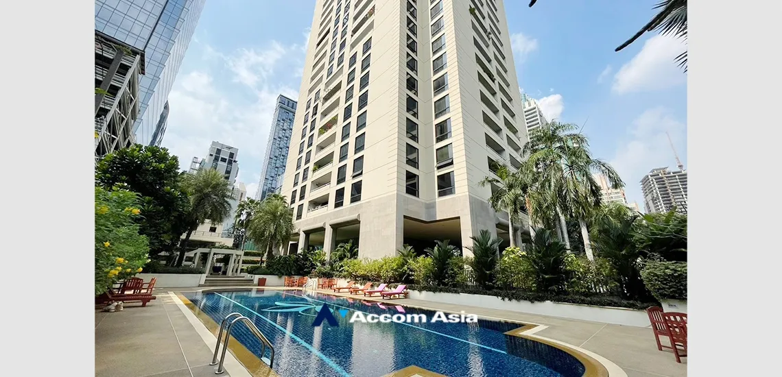  3 br Condominium For Rent in Ploenchit ,Bangkok BTS Chitlom at Somkid Gardens AA42746