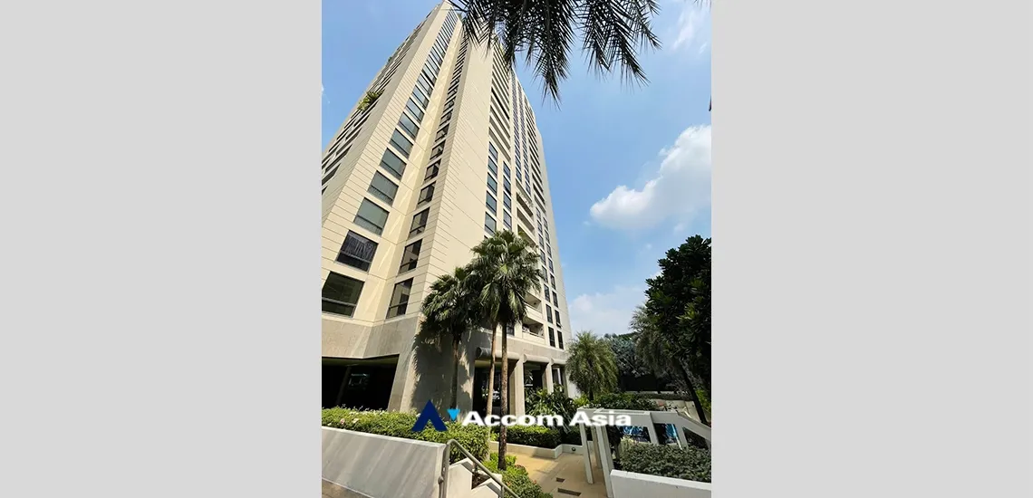  1  2 br Condominium For Rent in Ploenchit ,Bangkok BTS Chitlom at Somkid Gardens AA22466