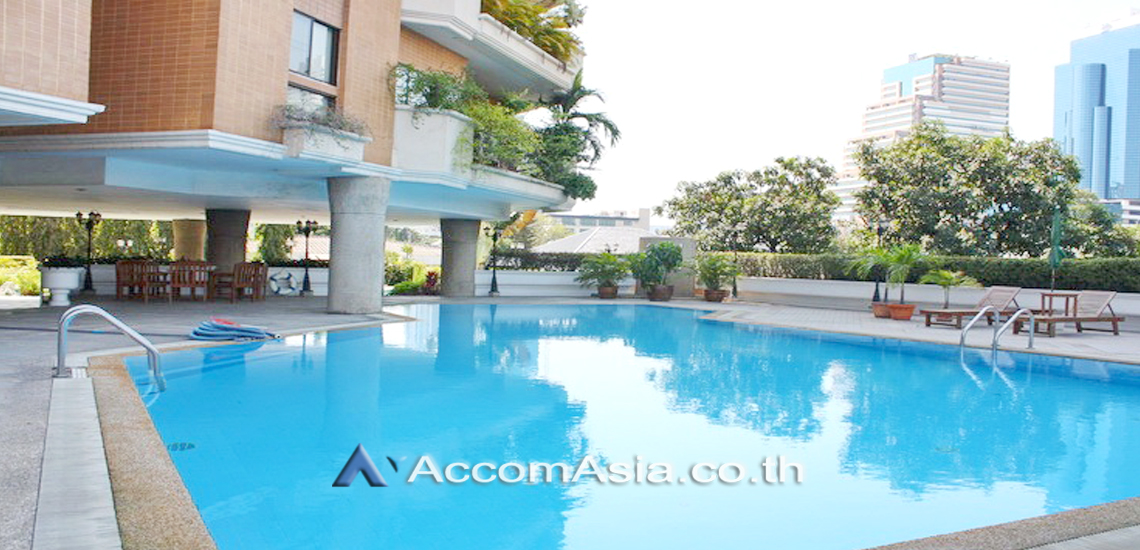  3 br Condominium For Sale in Sukhumvit ,Bangkok BTS Ekkamai at Castle Hill Mansion AA41472