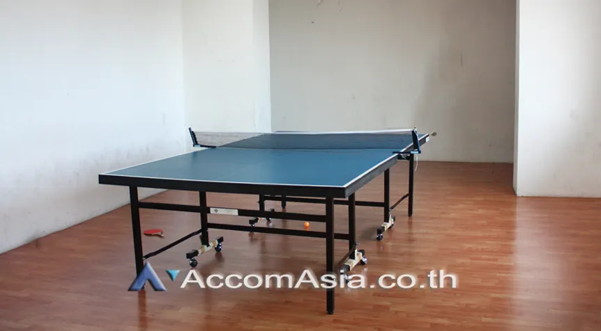  3 br Condominium for rent and sale in Sukhumvit ,Bangkok BTS Ekkamai at Empire House AA30068