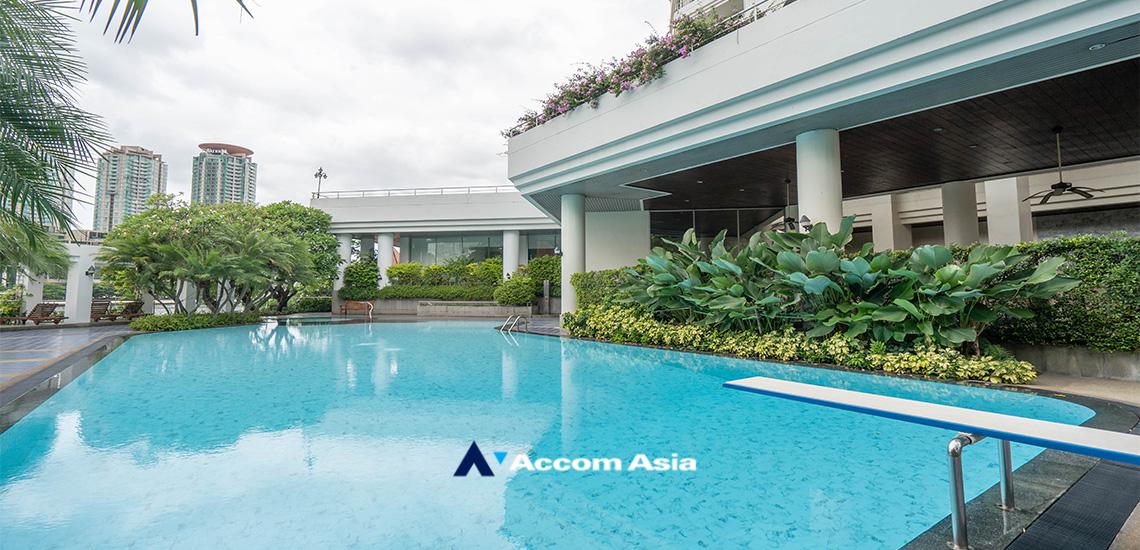  3 br Condominium For Rent in Charoen Nakhon ,Bangkok BTS Krung Thon Buri at Saichol Mansion AA22535