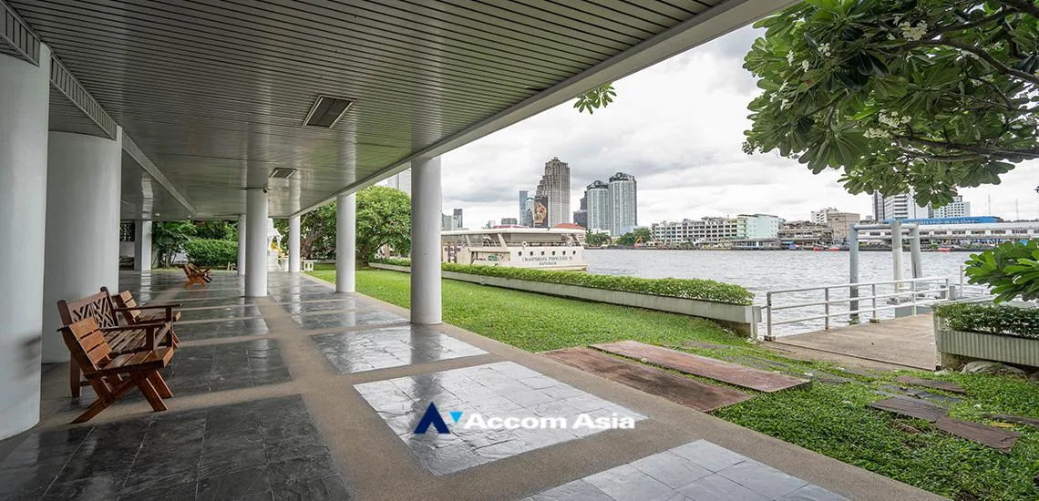  4 br Condominium For Rent in Charoen Nakhon ,Bangkok BTS Krung Thon Buri at Saichol Mansion 21072