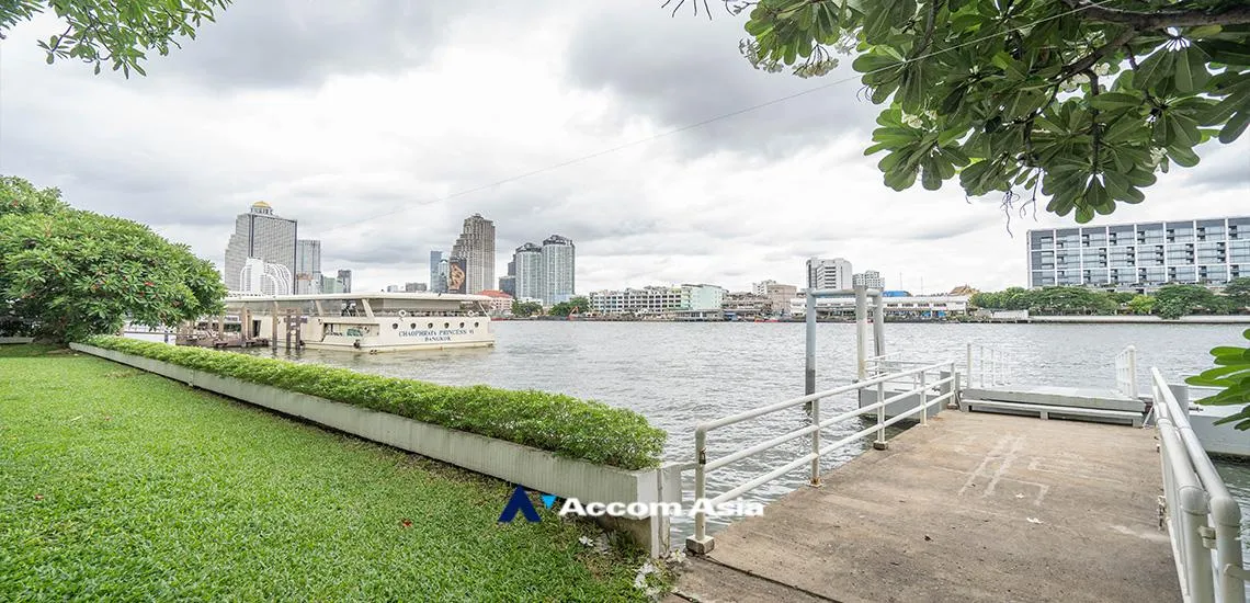  4 br Condominium For Rent in Charoen Nakhon ,Bangkok BTS Krung Thon Buri at Saichol Mansion 21072