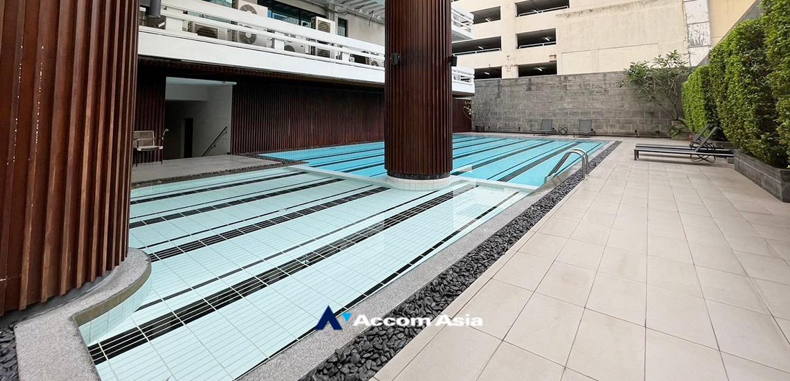  2 br Condominium For Rent in Ploenchit ,Bangkok BTS Chitlom at New House 1520226