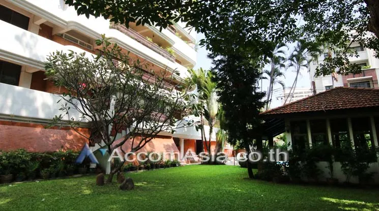  3 br Condominium For Rent in Ploenchit ,Bangkok BTS Ploenchit at Ruamrudee Penthouse 2011804