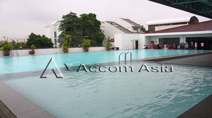  3 br House For Rent in Ratchadaphisek ,Bangkok MRT Thailand Cultural Center at Well maintain Compound 1819620