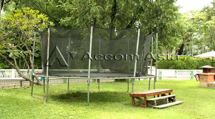 7 Exclusive compound - nice pool - House - Sukhumvit - Bangkok / Accomasia