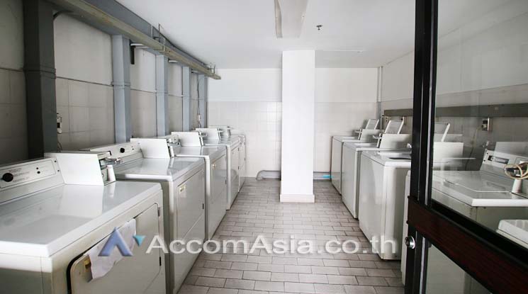  3 br Condominium For Rent in Sukhumvit ,Bangkok BTS Nana at Lake Green 1520128