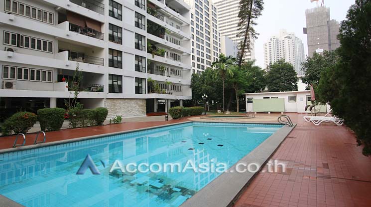  3 br Apartment For Rent in Sukhumvit ,Bangkok MRT Sukhumvit - BTS Nana at The classic traditional AA17995
