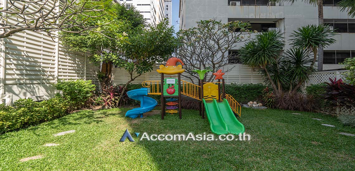  4 br Apartment For Rent in Silom ,Bangkok BTS Surasak at High-end Low Rise  13602