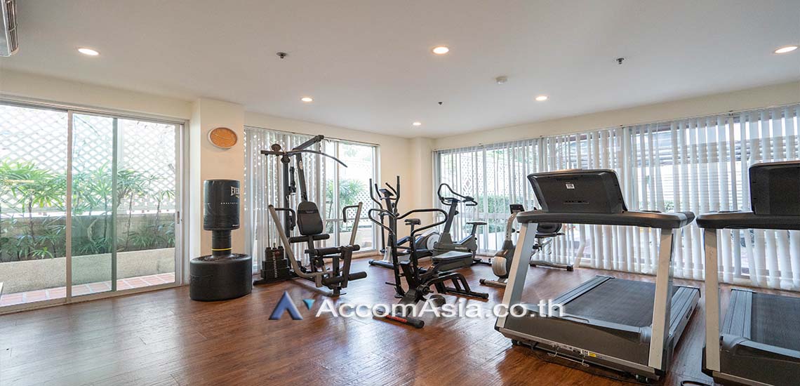  3 br Apartment For Rent in Silom ,Bangkok BTS Surasak at High-end Low Rise  1412831