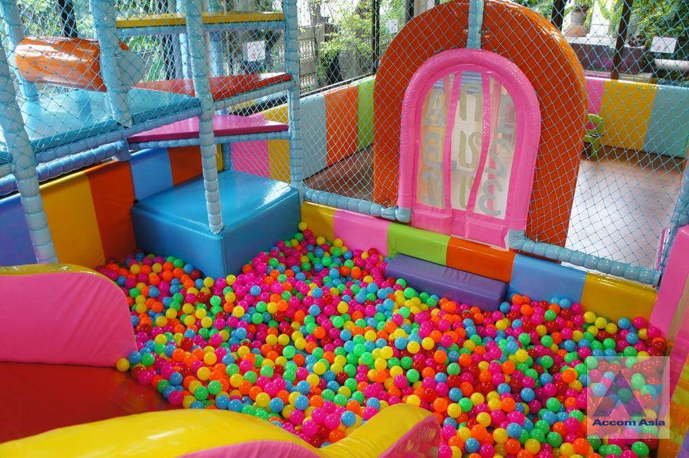  3 br Apartment For Rent in Sukhumvit ,Bangkok BTS Phrom Phong at The exclusive private living 13001377