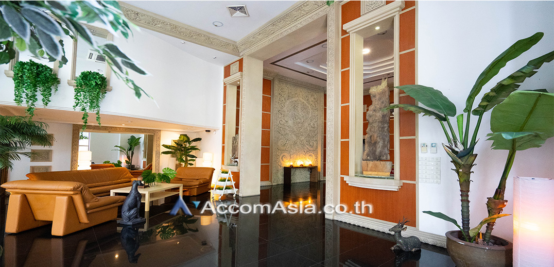  3 br Condominium for rent and sale in Silom ,Bangkok BTS Chong Nonsi at Pearl Garden 1513845