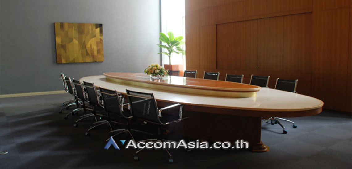  3 br Condominium for rent and sale in Silom ,Bangkok MRT Silom - BTS Sala Daeng at Royal Saladaeng AA34997