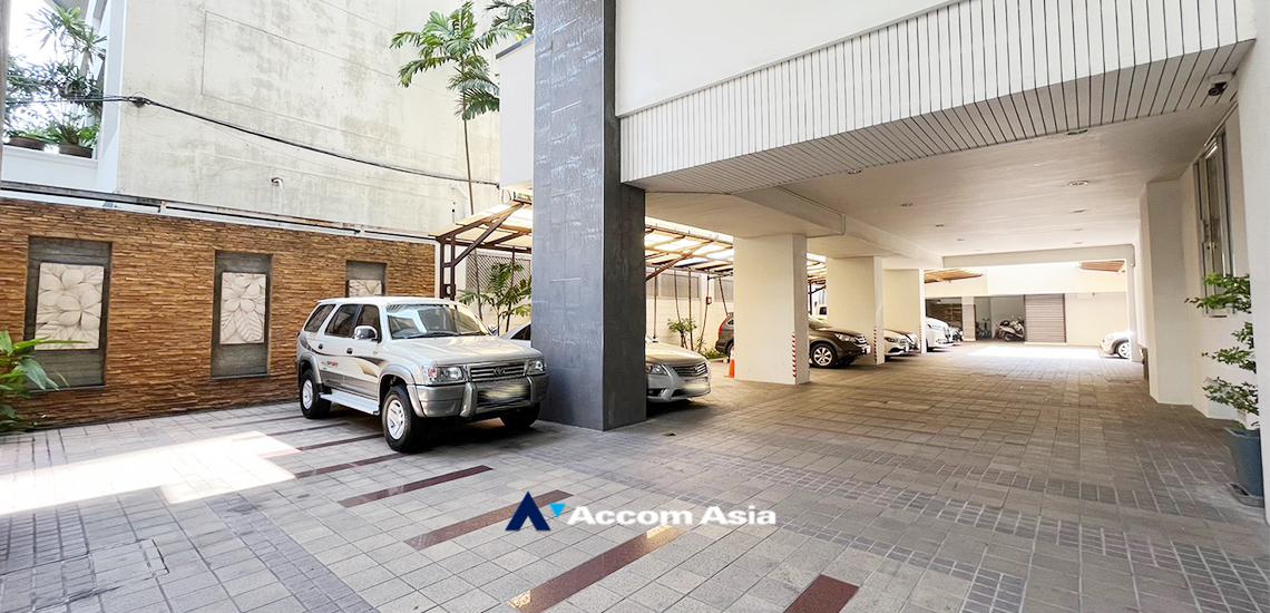  3 br Condominium For Rent in Sathorn ,Bangkok BTS Chong Nonsi - BRT Sathorn at Narathorn Place 1517533