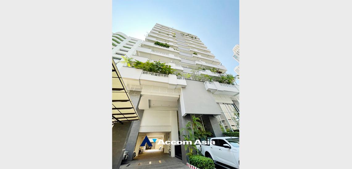  3 br Condominium For Sale in Sathorn ,Bangkok BTS Chong Nonsi - BRT Sathorn at Narathorn Place 13000612
