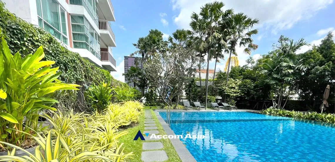  3 br Condominium for rent and sale in Sukhumvit ,Bangkok BTS Ekkamai at Fullerton Sukhumvit AA38962
