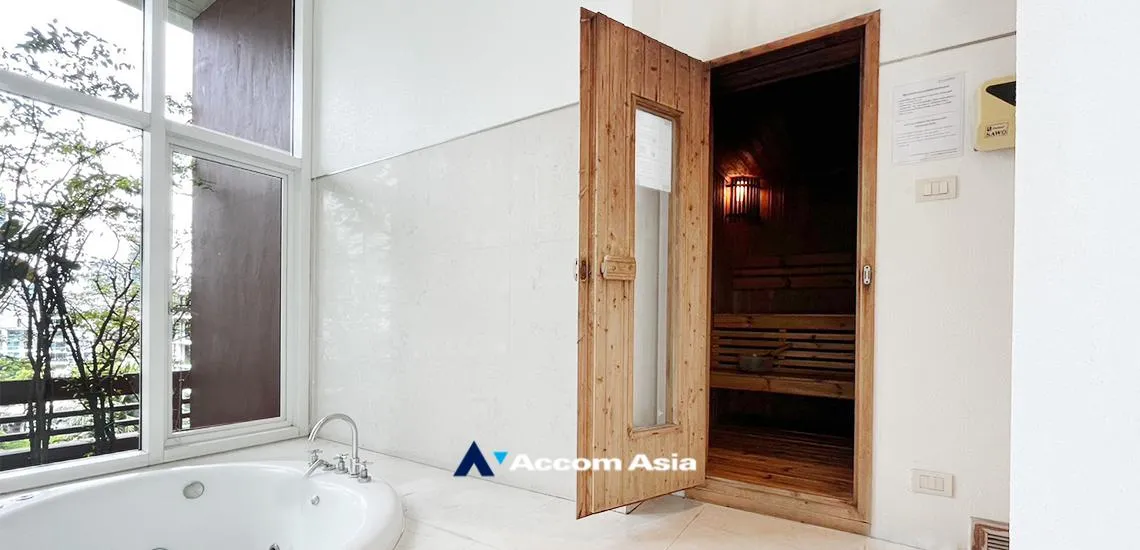  2 br Condominium For Rent in Sukhumvit ,Bangkok BTS Ekkamai at Fullerton Sukhumvit AA21399