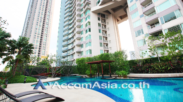  3 br Condominium For Rent in Charoen Nakhon ,Bangkok BTS Krung Thon Buri at WaterMark Chaophraya River AA18338