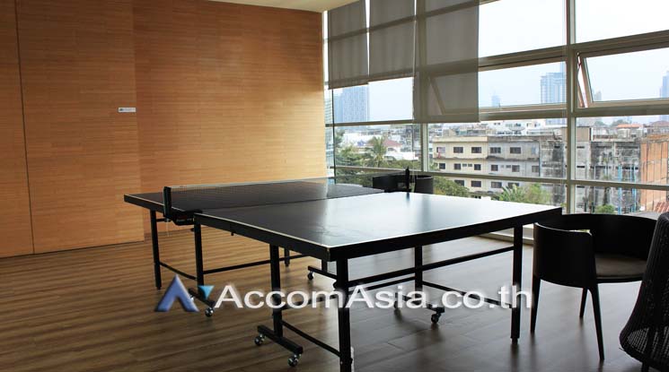  2 br Condominium For Rent in Charoen Nakhon ,Bangkok BTS Krung Thon Buri at WaterMark Chaophraya River AA41090