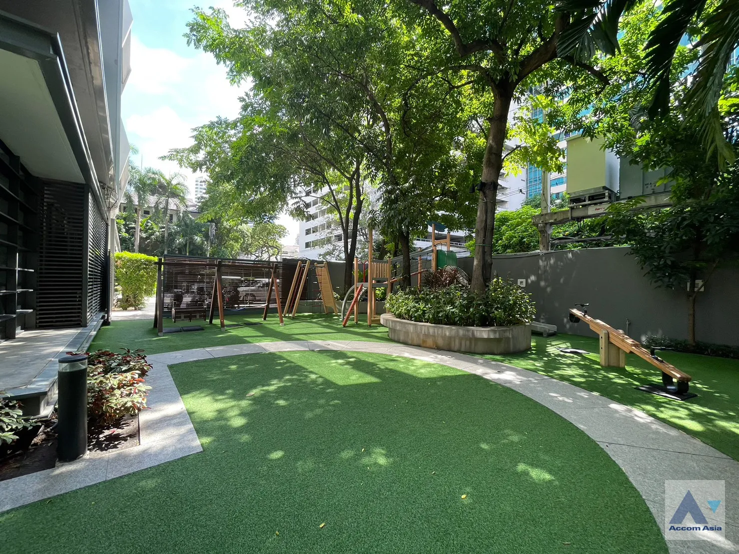  2 br Condominium for rent and sale in Sukhumvit ,Bangkok BTS Asok - MRT Sukhumvit at Domus 16 AA12274