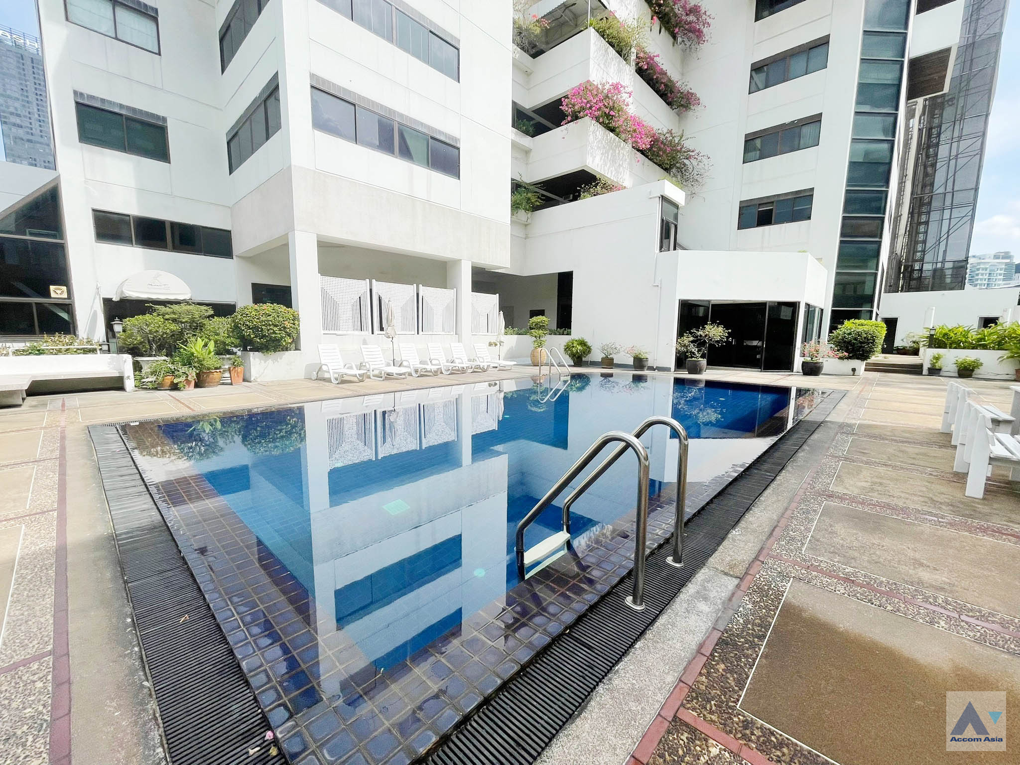 1  2 br Condominium For Rent in Sukhumvit ,Bangkok MRT Sukhumvit - BTS Asok at Sukhumvit House AA24322