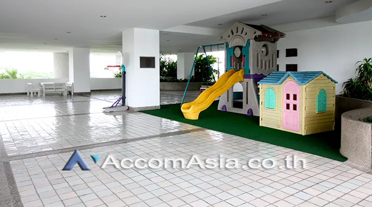  3 br Condominium For Rent in Sathorn ,Bangkok MRT Khlong Toei at Baan Yen Akard 1518427