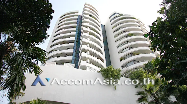  3 br Condominium for rent and sale in Sathorn ,Bangkok MRT Khlong Toei at Baan Yen Akard 25980