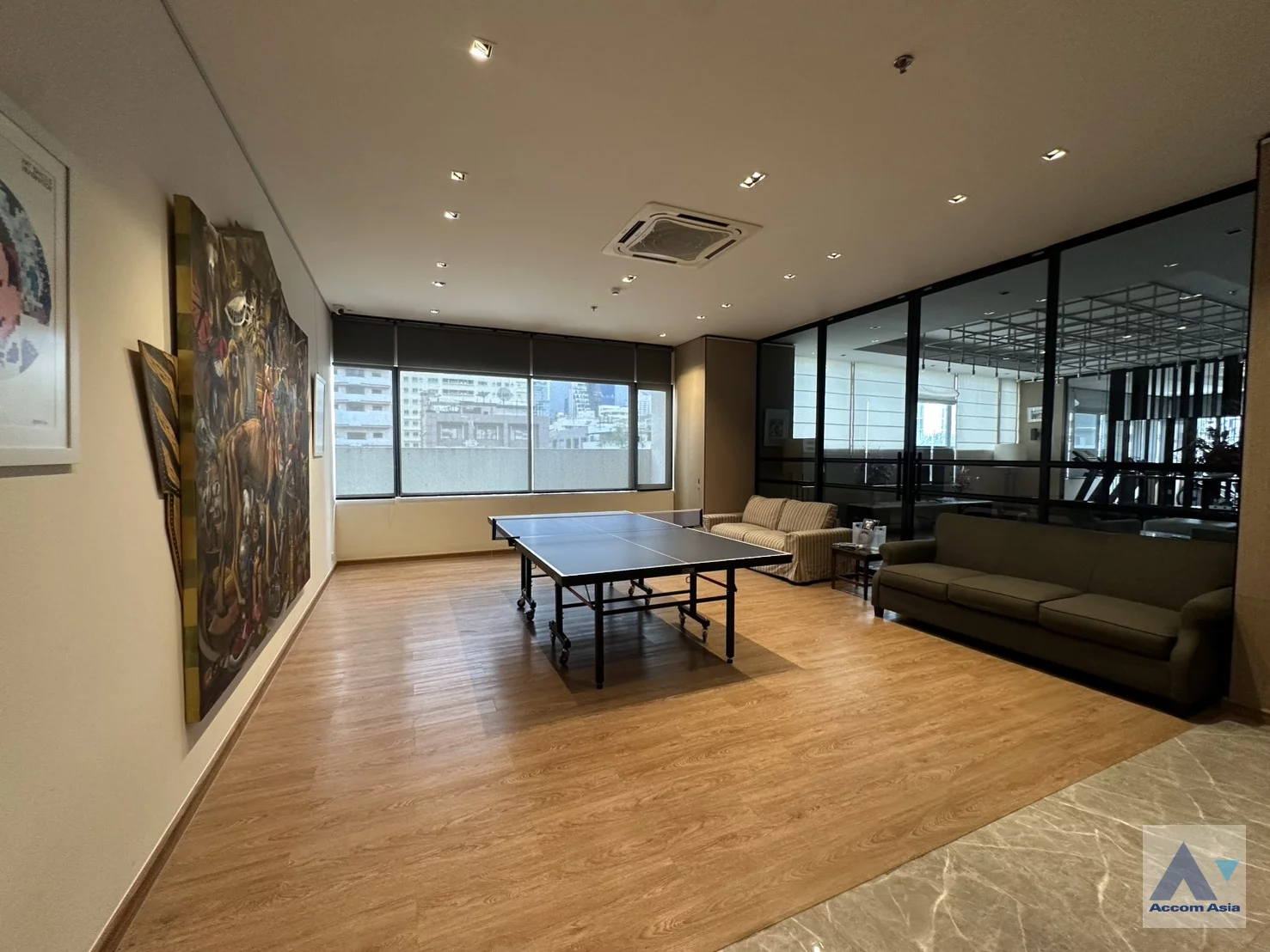  4 br Apartment for rent and sale in Sukhumvit ,Bangkok BTS Phrom Phong at Comfortable for living AA36232