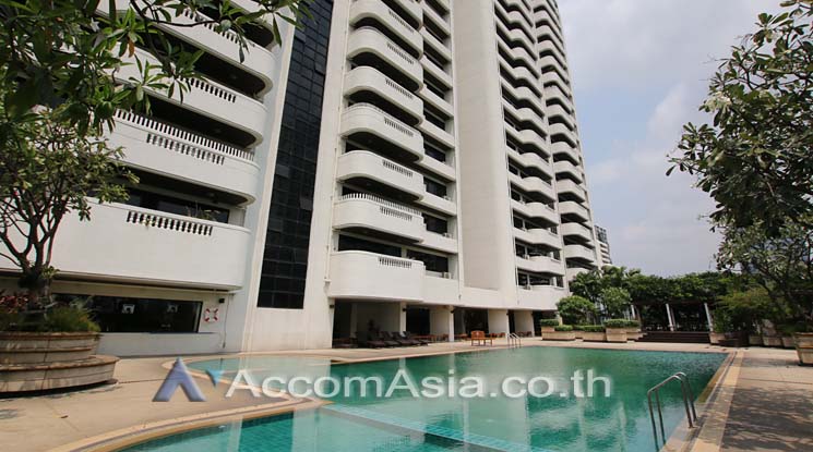  1  3 br Apartment For Rent in Sukhumvit ,Bangkok BTS Phrom Phong at High quality of living AA44922
