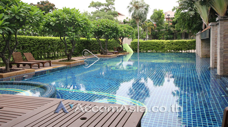  3 br House for rent and sale in Ramkhamhaeng ,Bangkok MRT Si Kritha at Baan Issara Rama 9 AA25399