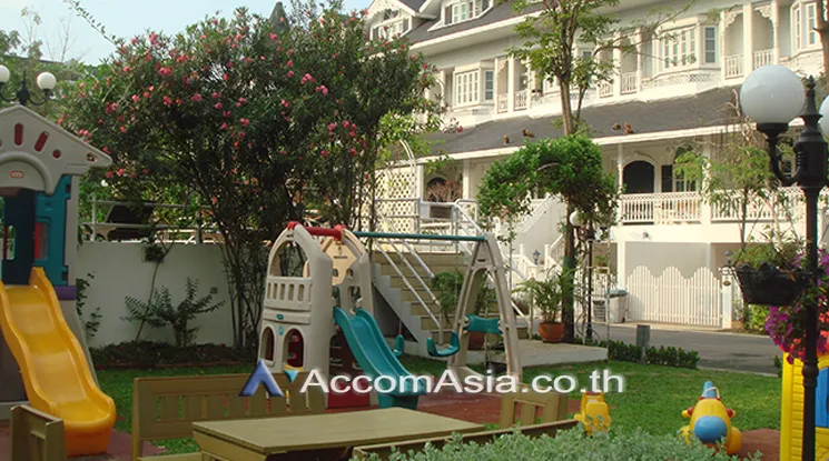  3 br Townhouse For Rent in Bang Na ,Bangkok BTS Bearing at Fantasia Villa 2 AA19551