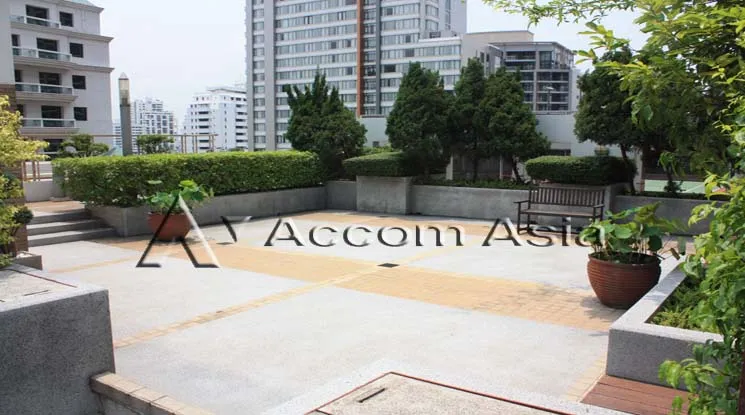  2 br Condominium For Rent in Ploenchit ,Bangkok BTS Ploenchit at Noble House Ruamrudee AA46360