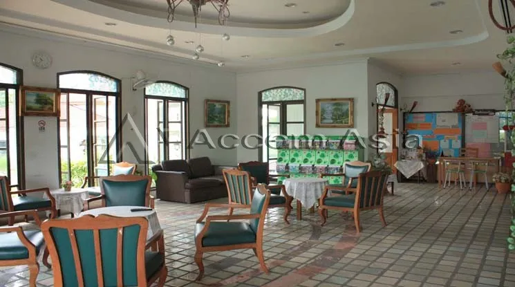  4 br House for rent and sale in Samutprakan ,Samutprakan BTS Bearing at Moo Baan Ladawan Srinakarin 50204