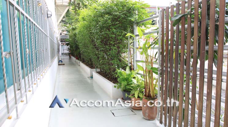 7 S Group Building - Office Space - Phetchaburi - Bangkok / Accomasia