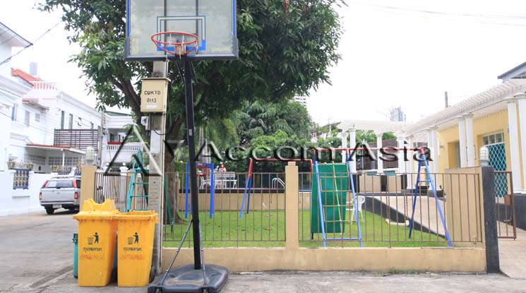  4 br House For Rent in Sukhumvit ,Bangkok BTS Thong Lo at Sukhumvit Villa AA18368