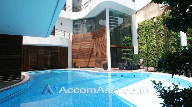  4 br House For Rent in Sukhumvit ,Bangkok BTS Phrom Phong at Modern Living Home 13002209