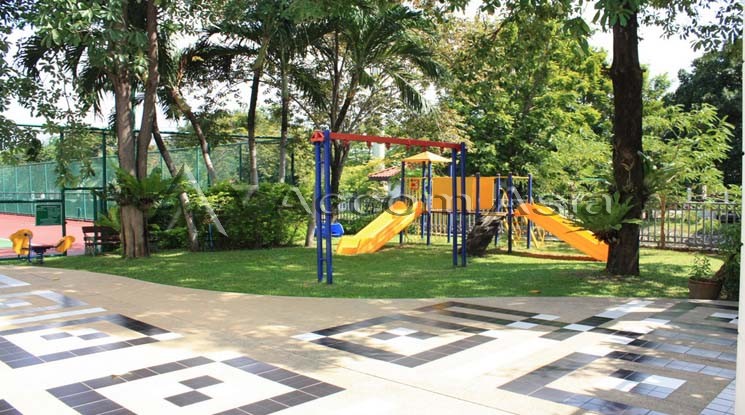  3 br House For Rent in Samutprakan ,Samutprakan BTS Bang Na at Lakeside Villa 1 AA14263