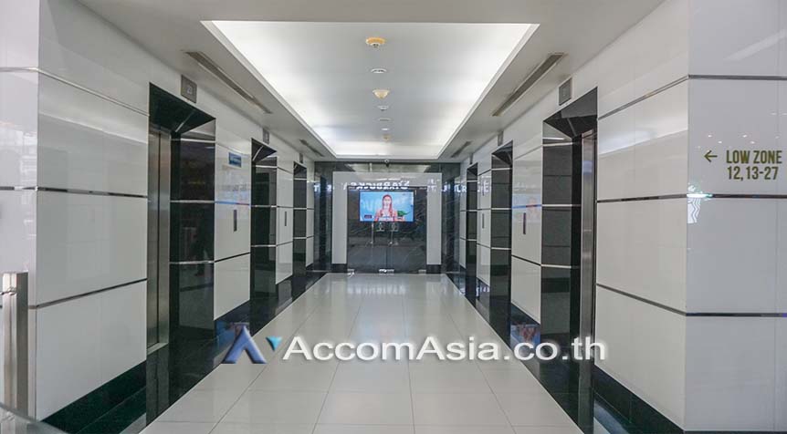6 Ocean Tower 2 - Office Space - Sukhumvit - Bangkok / Accomasia