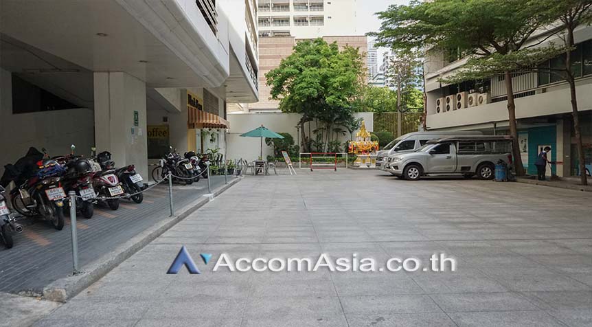  Office Space For Rent in Sukhumvit ,Bangkok BTS Asok - MRT Sukhumvit at Ocean Tower 2 AA38765