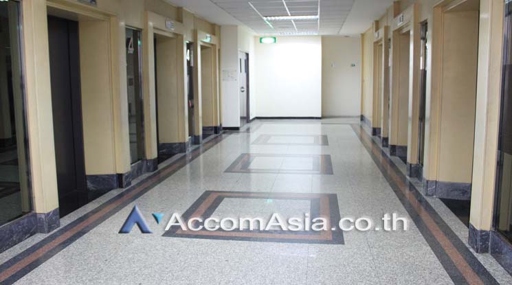 Office Space For Rent in Sukhumvit ,Bangkok BTS Asok - MRT Sukhumvit at BB Building AA21594