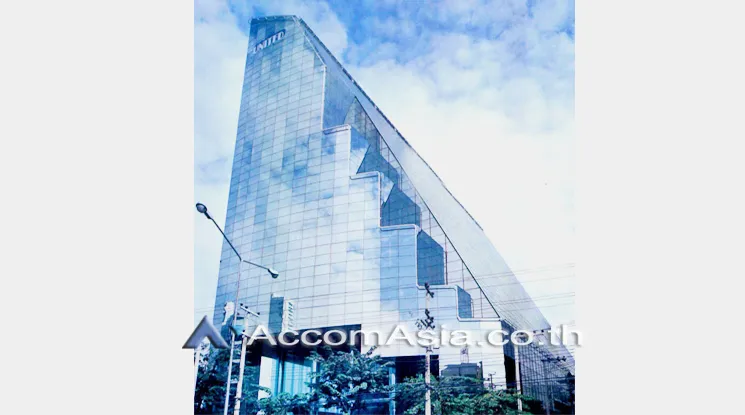  1  Office Space For Rent in Phaholyothin ,Bangkok BTS Phaya Thai - ARL Phayathai at Siripinyo Building AA15534