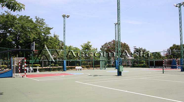  4 br House for rent and sale in Samutprakan ,Samutprakan  at Exclusive House in compound AA21158