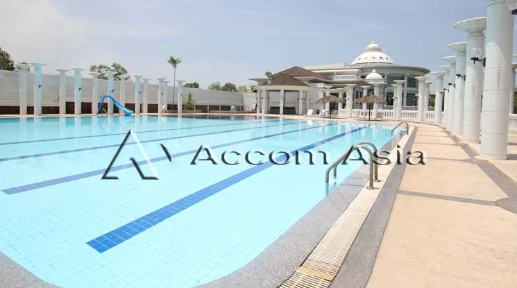  6 br House For Sale in Samutprakan ,Samutprakan  at Exclusive House in compound AA35908